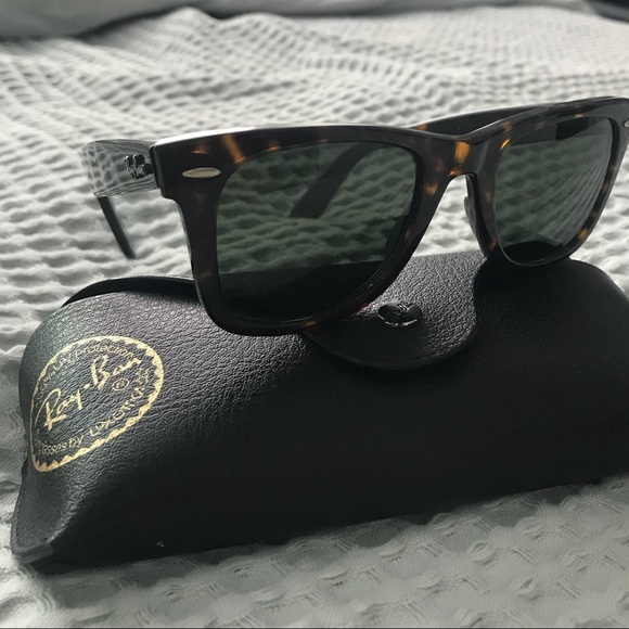 Ray-Ban | Accessories | Rayban Polarized Wayfarer Tortoise Sunglasses |  Poshmark